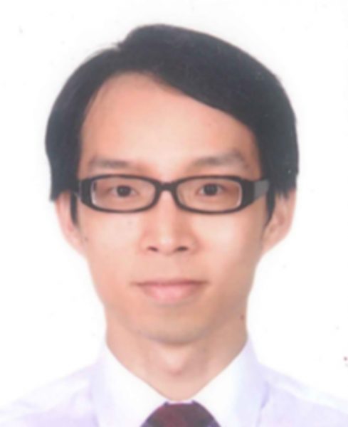 <font size="3">Dr. Lo In Fat</font size="3">