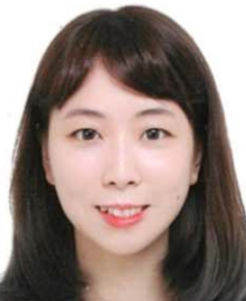 <font size="3">Ms. Wong Im Na, Nareen</font size="3">